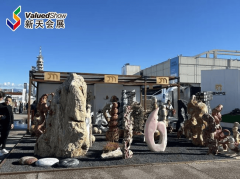 在全球领域内拥有绝对权威地位