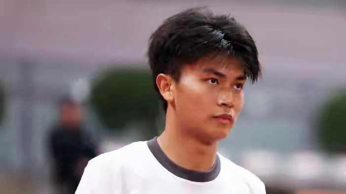 14岁中国小将李昊炎西甲赛场双响 或引巴萨梯队