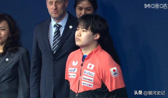 日本乒坛新老对决：张本智和与松岛辉空的“威