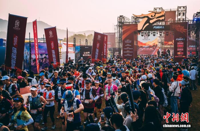 2026凯乐石跑山赛穿越长城山河 4900跑者共绘自然